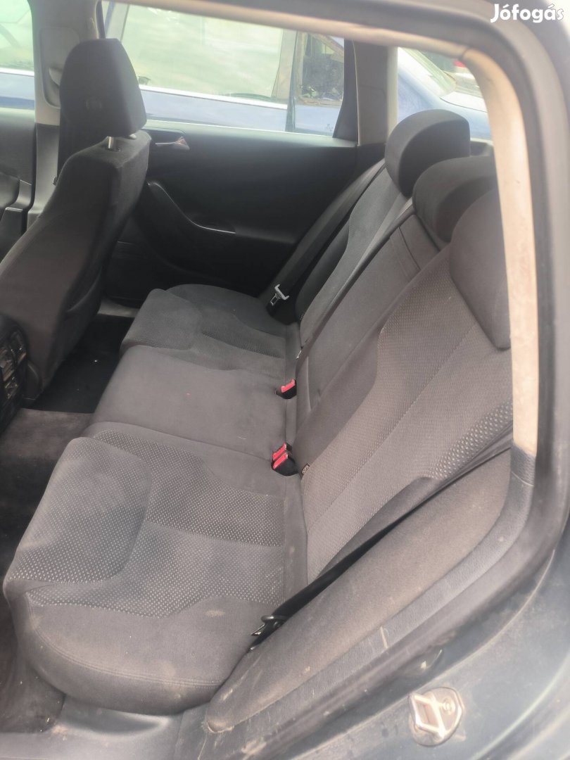 VW Passat B6 kombi ülés garnitúra nem fűthető 