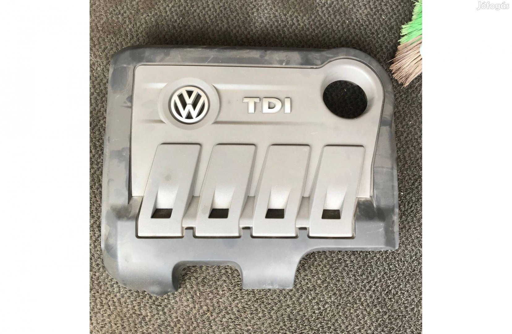 VW Passat B7 2,0 CR Cffb motorburkolat