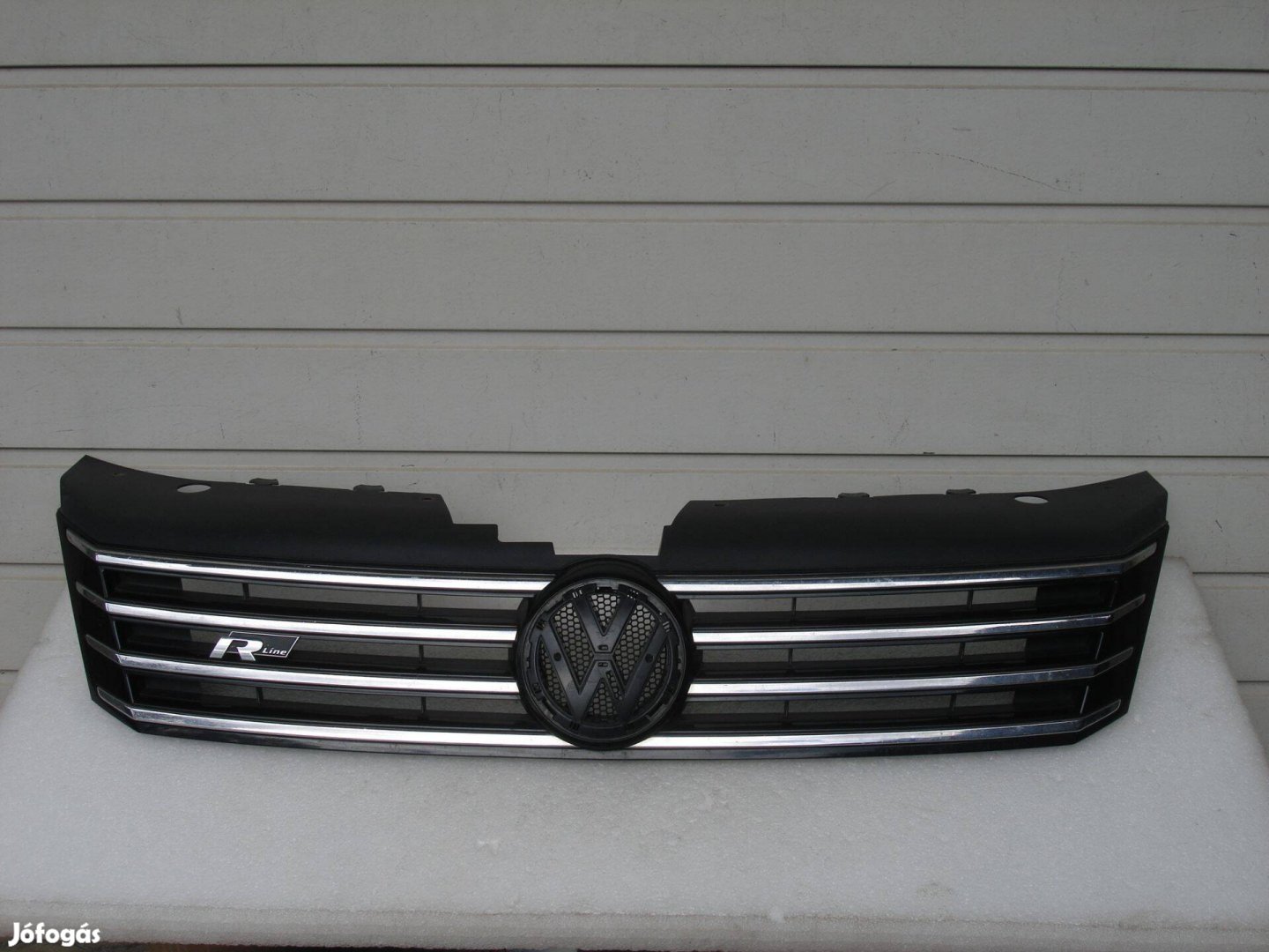 VW Passat B7 Hűtődíszrács R-Line 3AA853651 2010-től