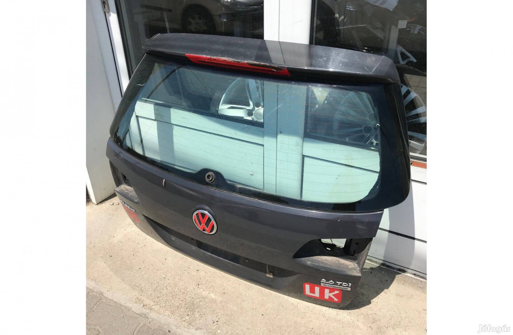 VW Passat B7 Variant / csomagtér ajtó (rozsdás)