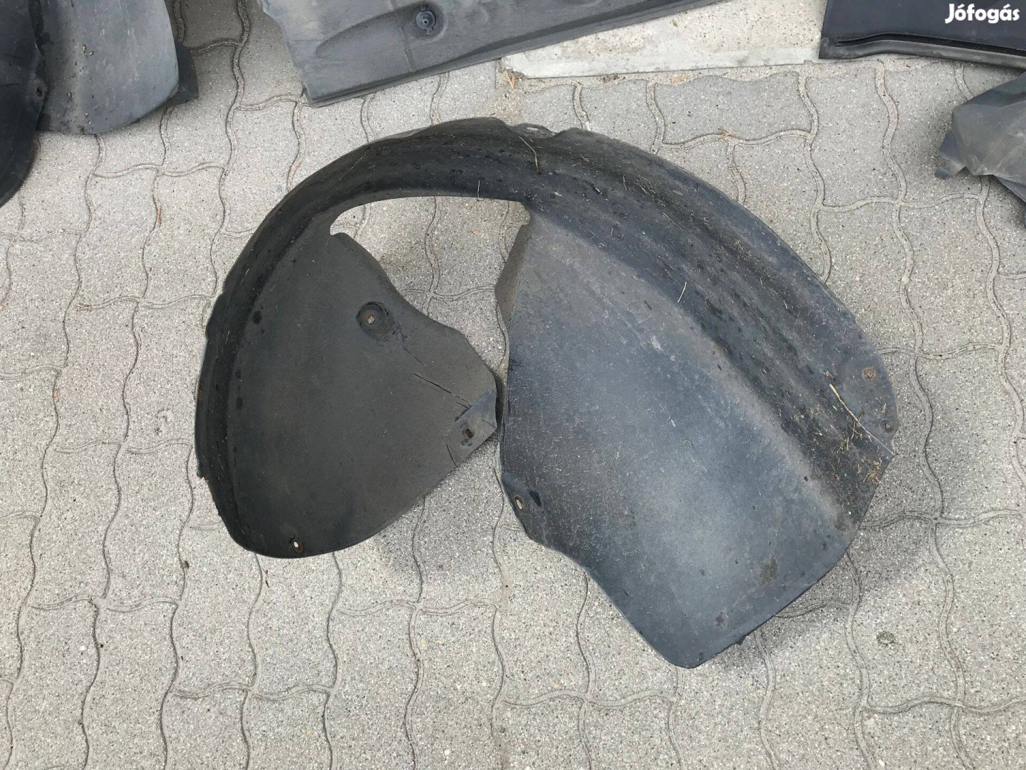 VW Passat B7 / bal első dobbetét 3AA 805 977