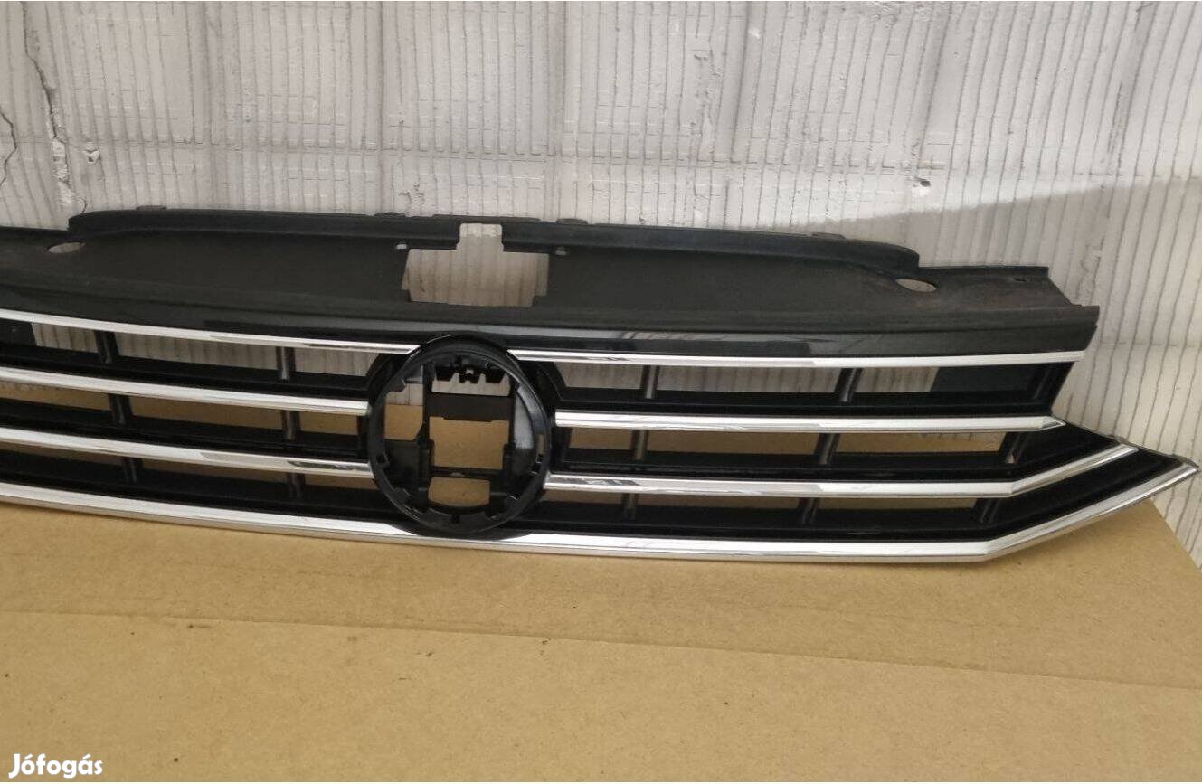 VW Passat B8 20- Facelift Díszrács hűtőrács 3G0853653N