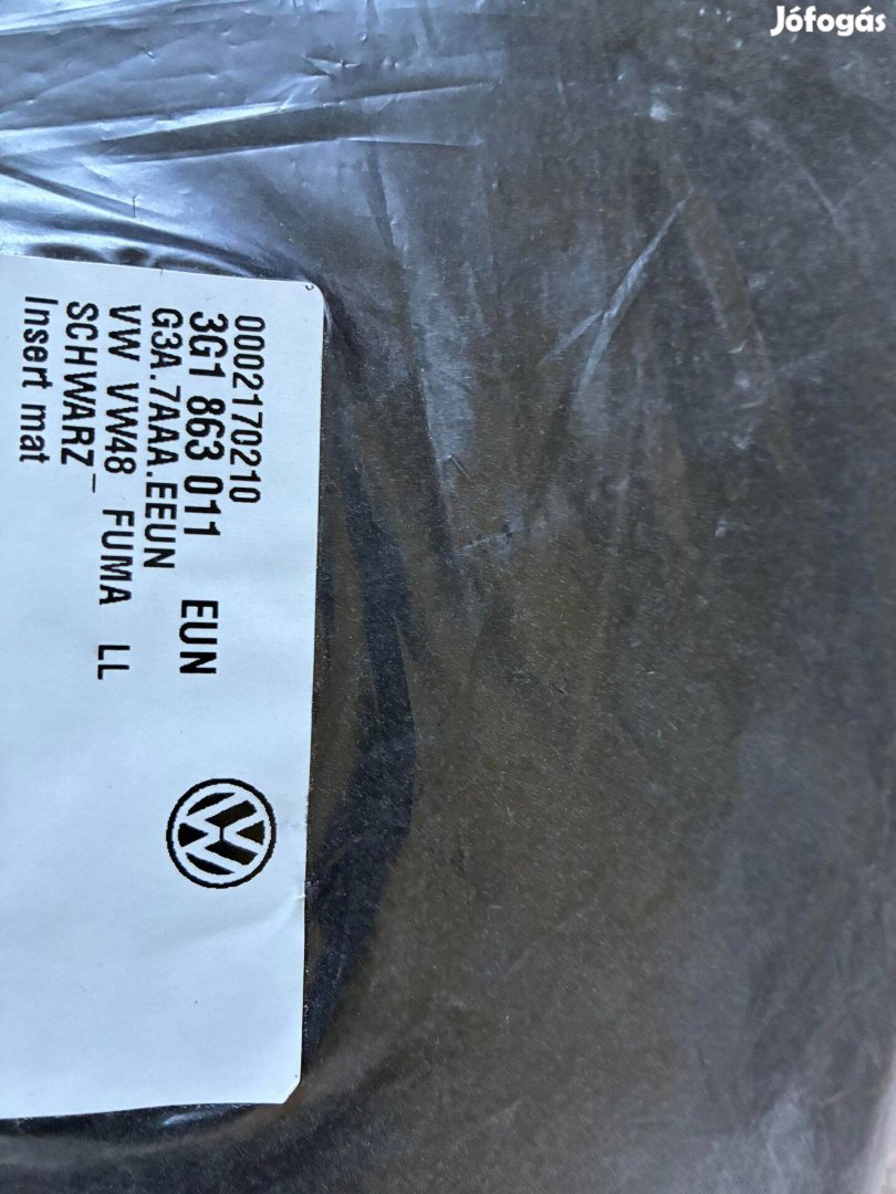VW Passat B8.5 gyári autószőnyeg -gyári bontatlan-