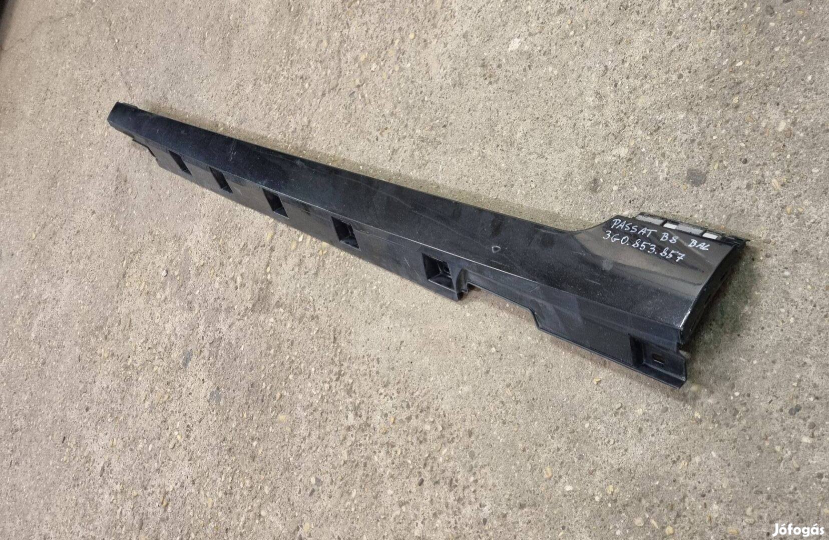 VW Passat B8 Bal küszöb borítás 3G0853857