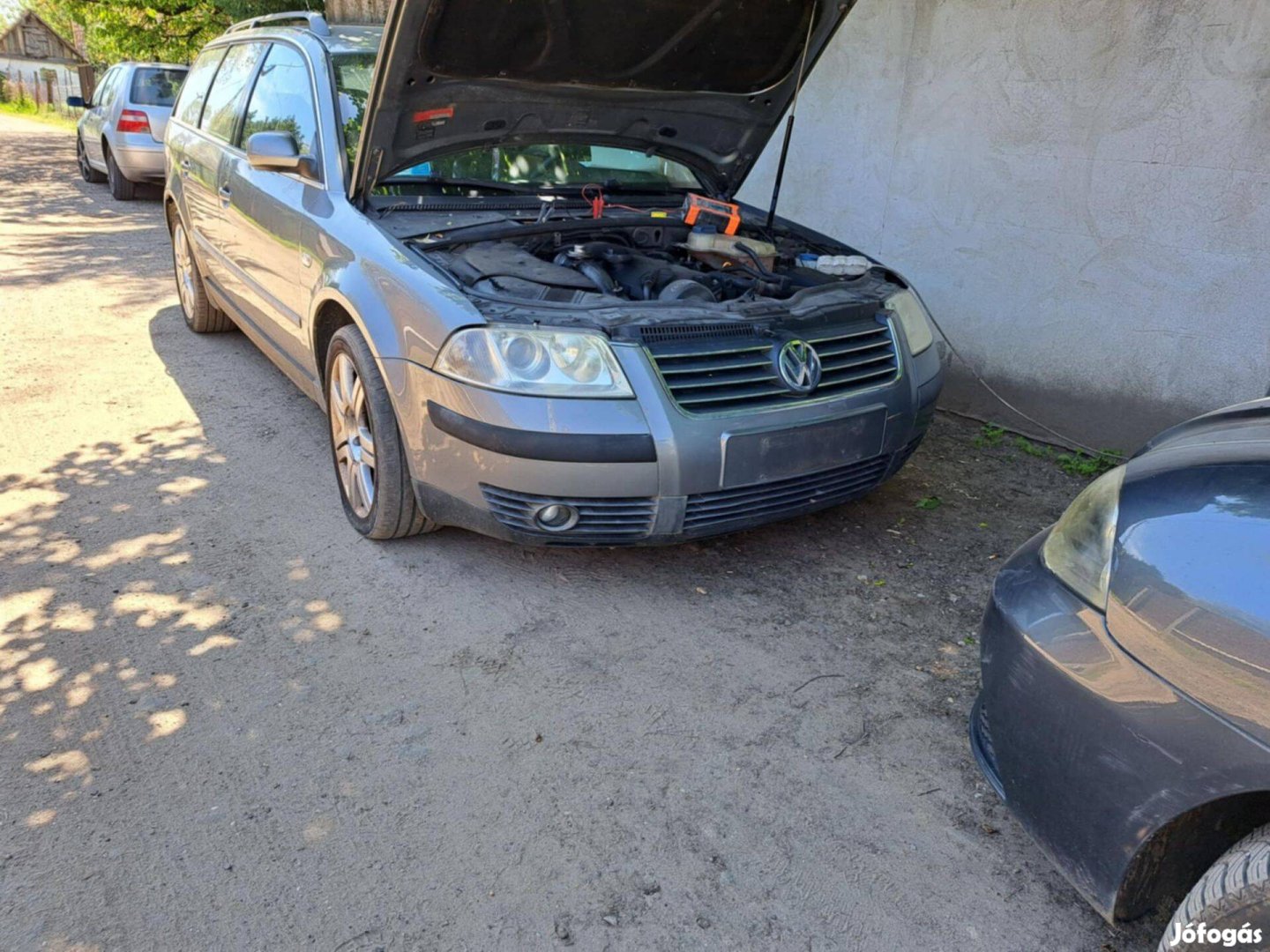 VW Passat B 5.5 első lökhárító LD7W kompletten