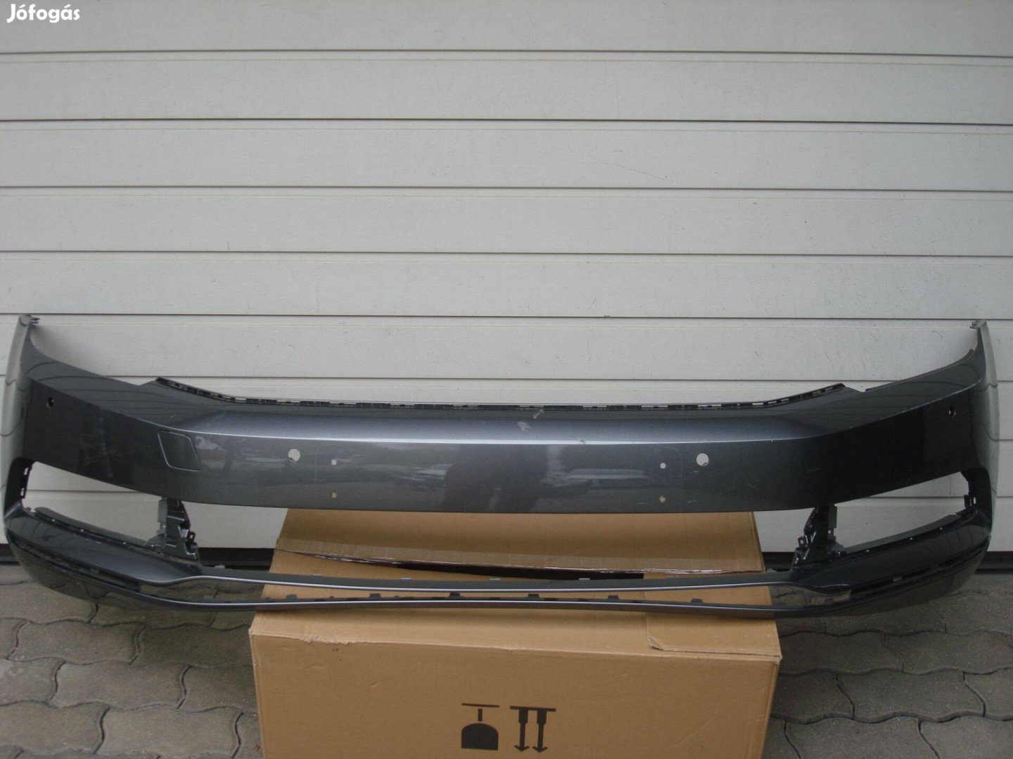 VW Passat B VIII 4 radaros első lökhárító 3G0807221 2015-től