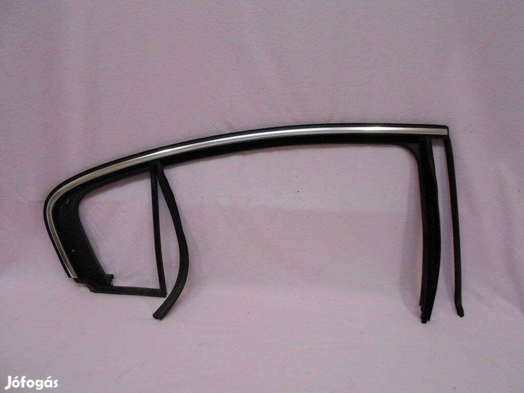 VW Passat Sedan 2005-2014 Jobb hátsó ajtó felső króm keret 3C5839432G