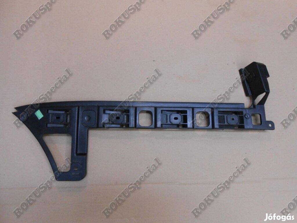 VW Passat Sedan B6 2005-2010 Jobb hátsó lökhárítóvég rögzítő 3C5807394