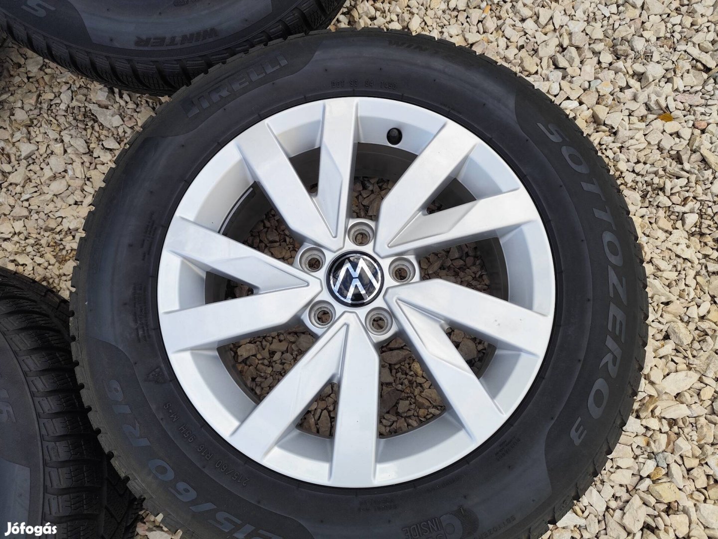 VW Passat b8 gyári alufelni 5x112 16"