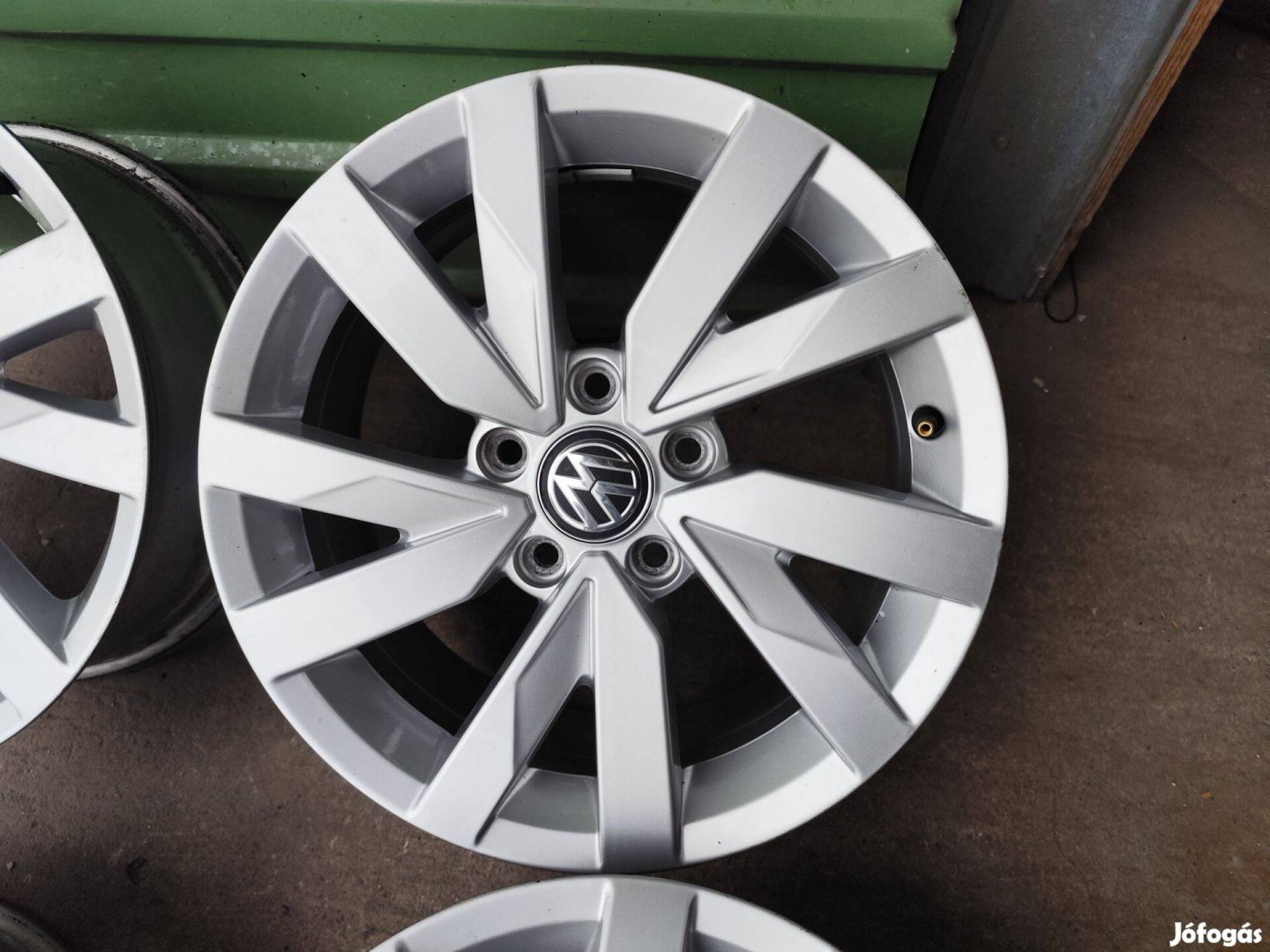 VW Passat touran caddy golf t-roc sharan gyári 5x112 16"