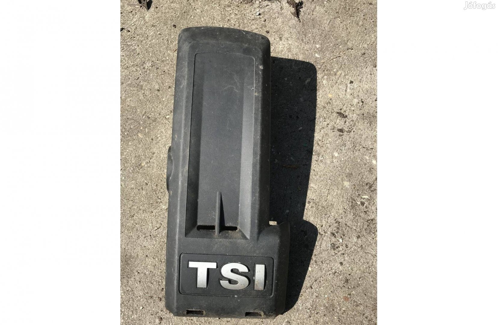 VW Polo 6R 1,2 TSI_ motorburkolat 03F 103 935