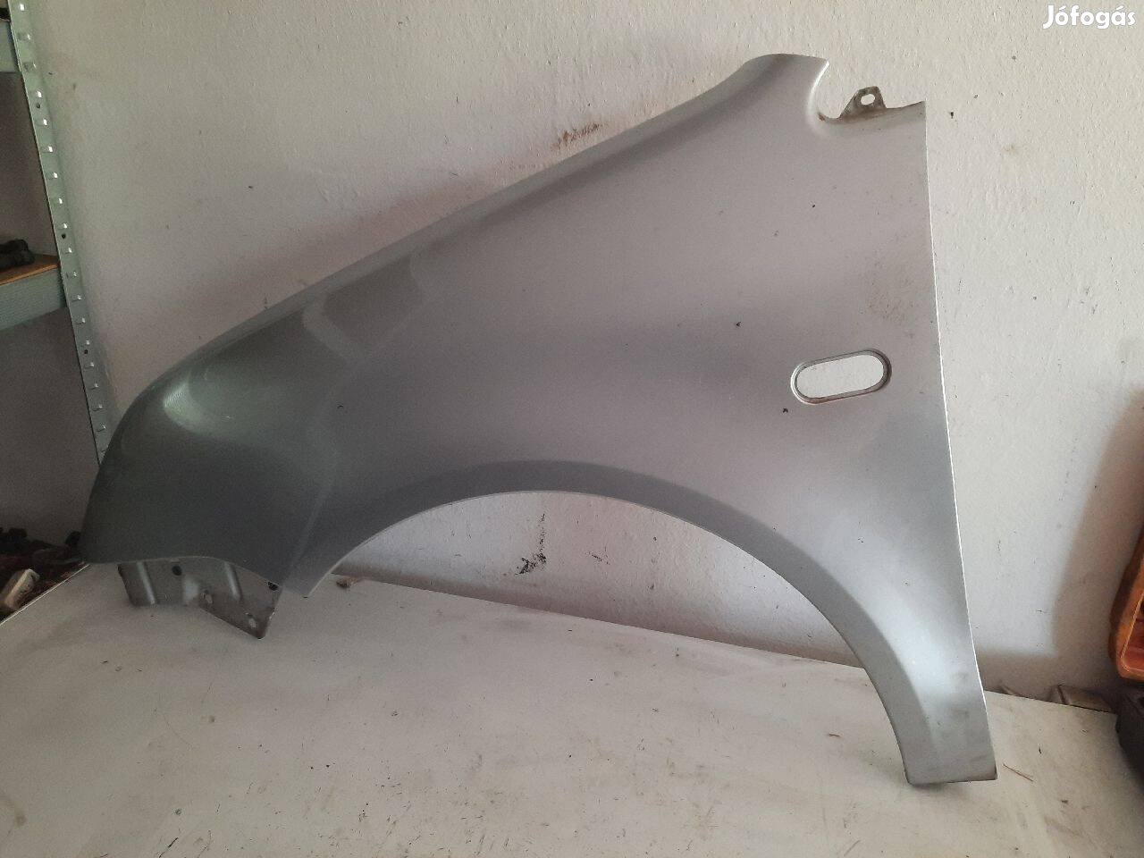 VW Polo 9N 2002-2005 jobb , bal első sárvédő