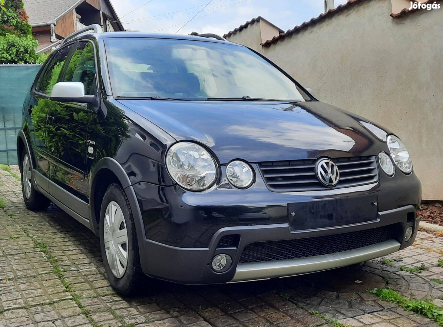 VW Polo 9N Fényszórók, homlokfal, motorháztető eladó!