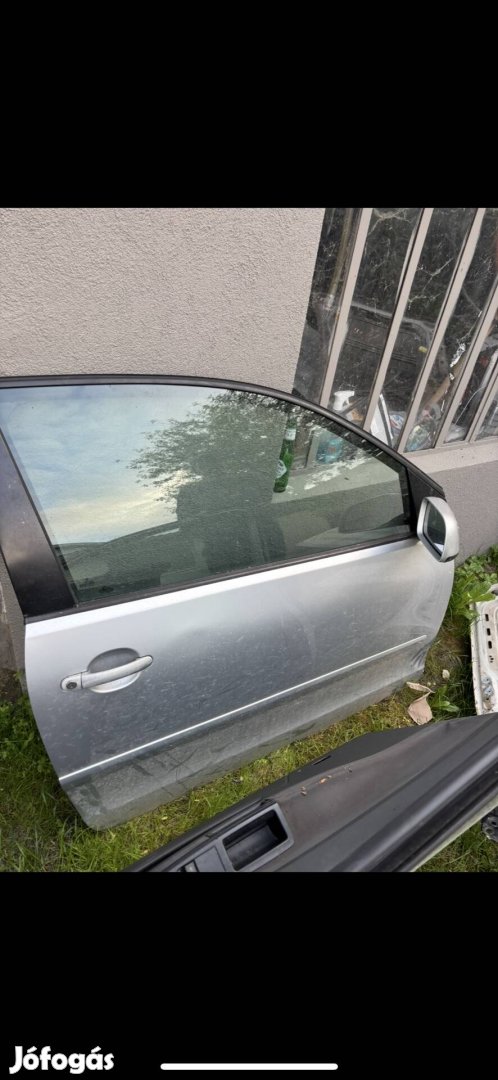 VW Polo 9N jobb ajtó