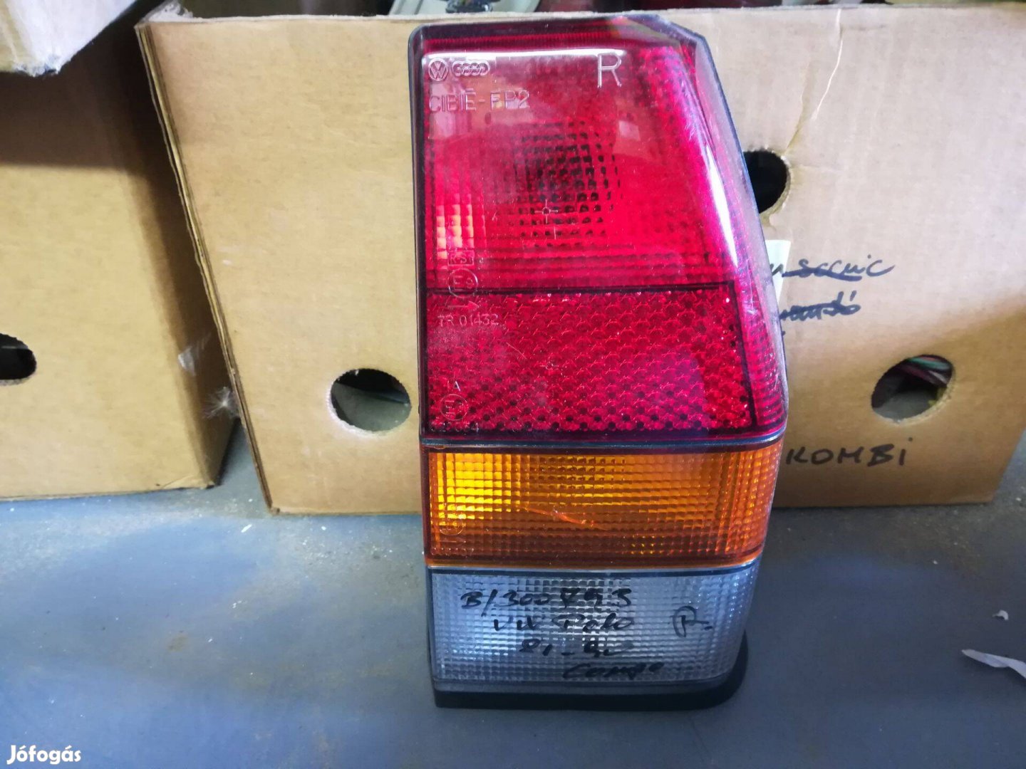 VW Polo II hátsólámpa jobb 1981 -> 1990
