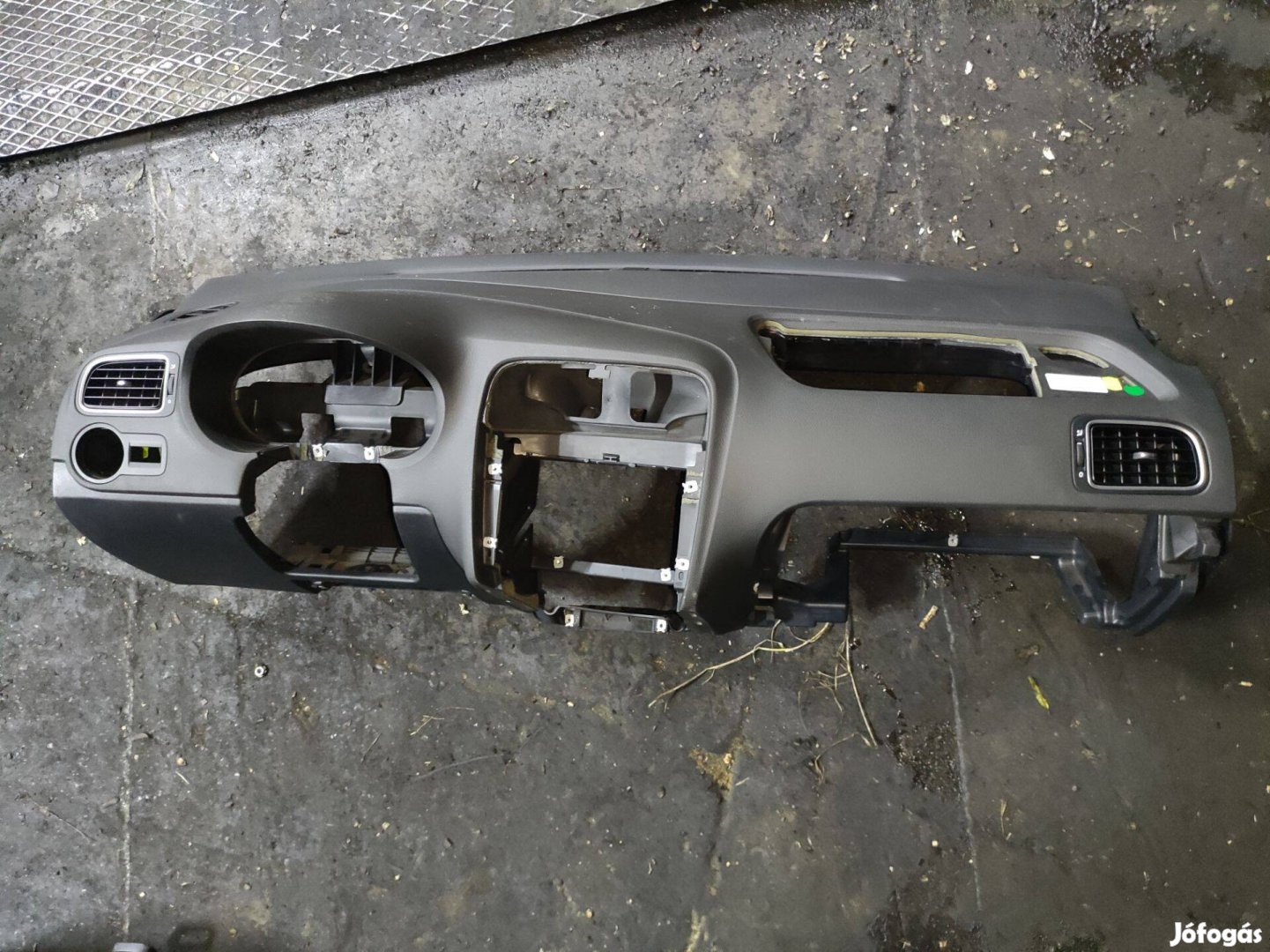 VW Polo V 6R 2009-2014 műszerfal héj párna