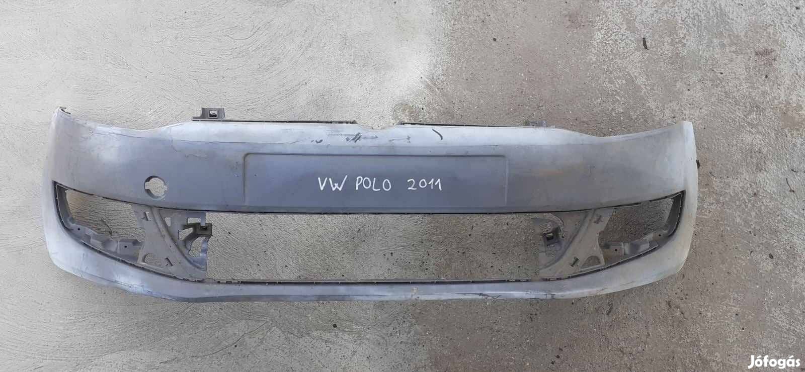 VW Polo első lökháritó