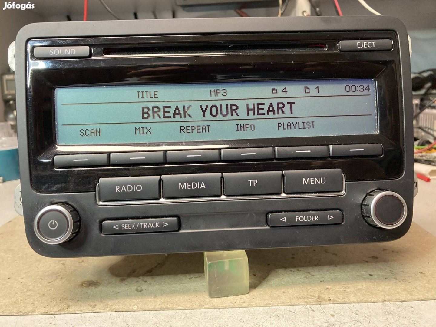 VW RCD310 gyári autórádió CD-MP3 eladó