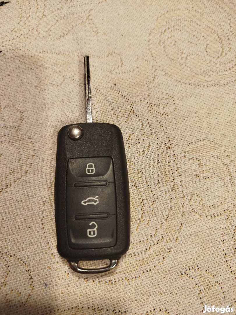 VW Seat Skoda 3 gombos új távirányító kulcs a működő elektronikával