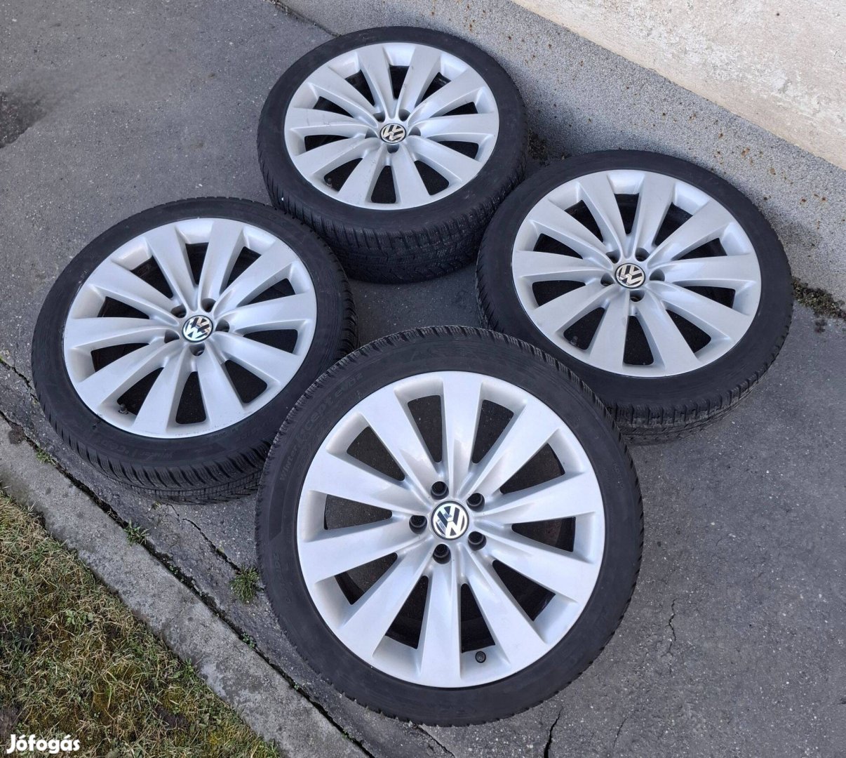 VW Serres gyári alufelni 19" 5x112