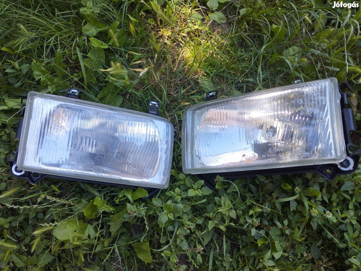 VW T4 első lámpa jobb bal fényszóró Hella !!!