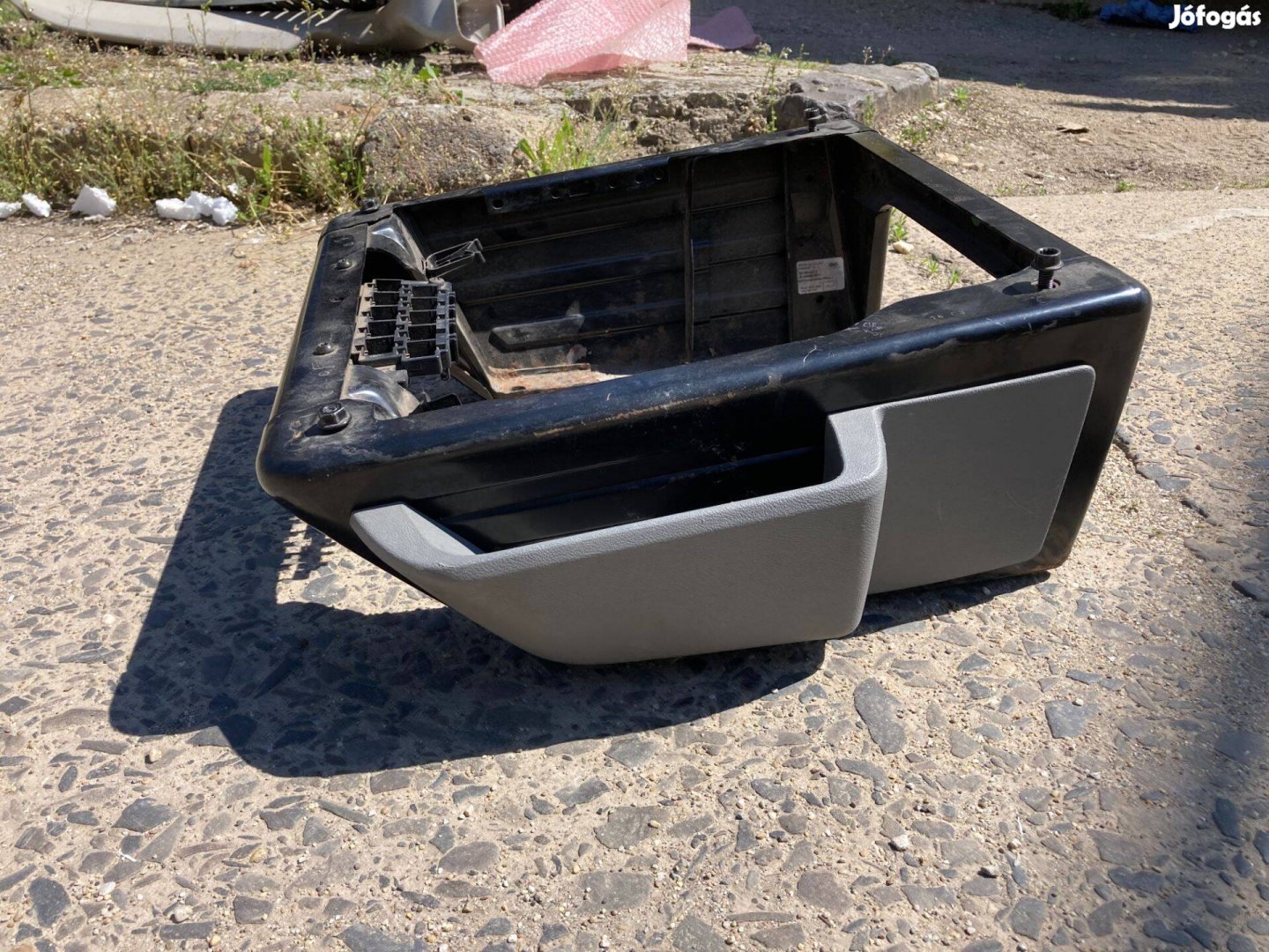 VW T5 T6 balos fiókos üléskonzol
