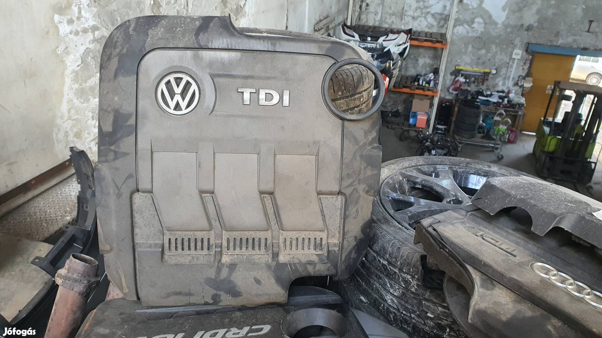 VW TDI Felső motorburkolat védő 