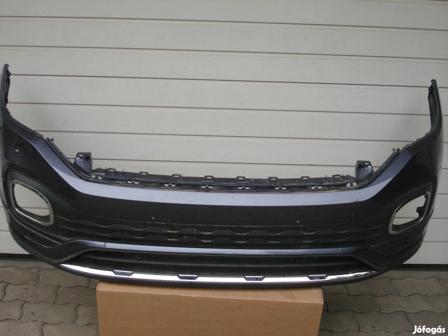 VW T-Cross radaros első lökhárító 2GM807221A 2017-től