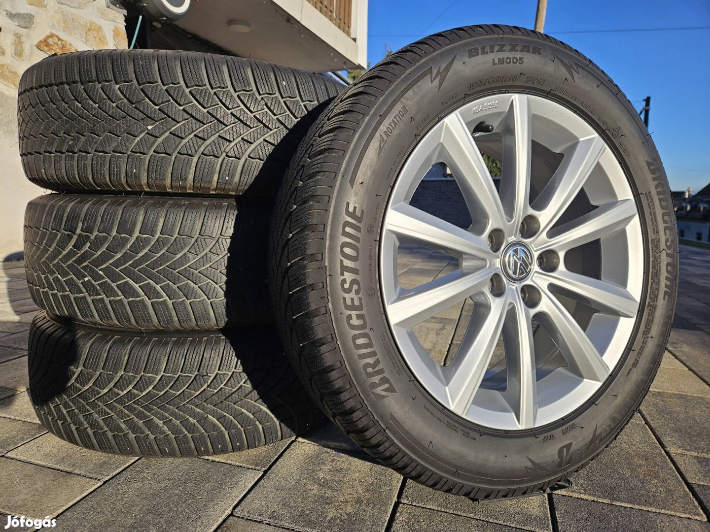 VW T-cross 16" alufelni 205/55r16 teli gumival 