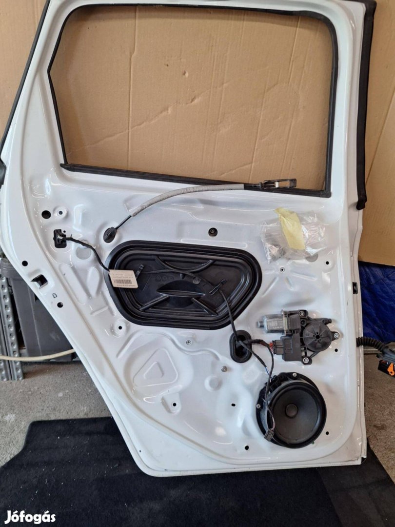 VW Taigo Bal hátsó ajtó eladó (2G4833311E)
