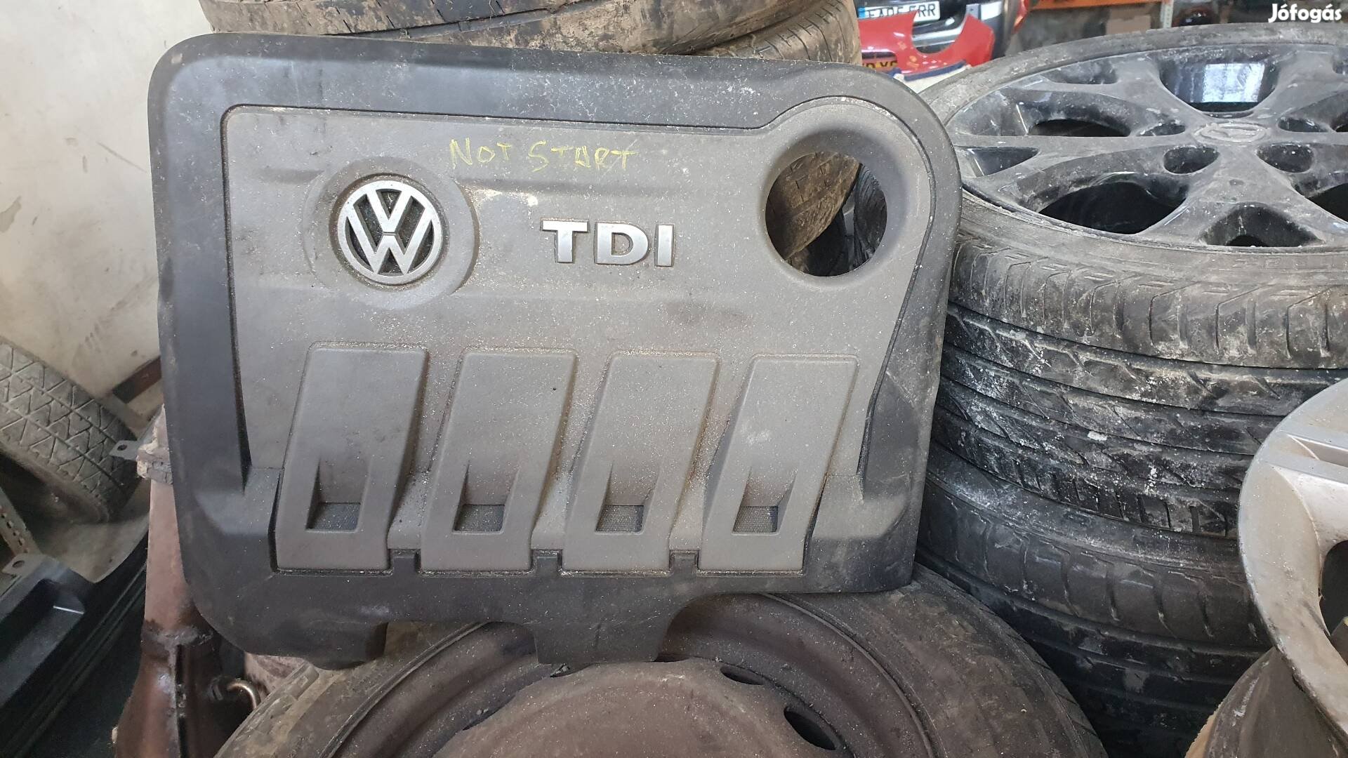 VW Tdi Felső motorburkolat védő  23.03