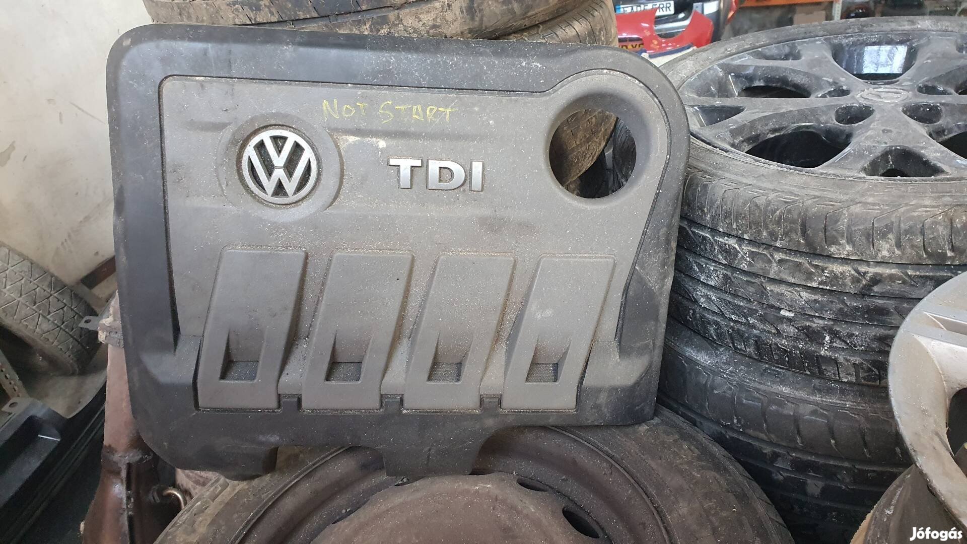 VW Tdi Felső motorburkolat védő 
