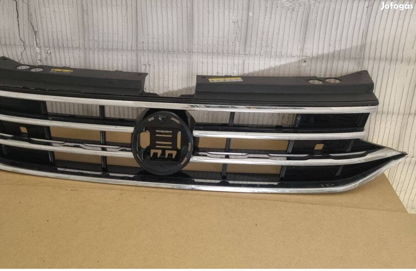 VW Tiguan Facelift 20- R-line Díszrács hűtőrács 5NA853653N