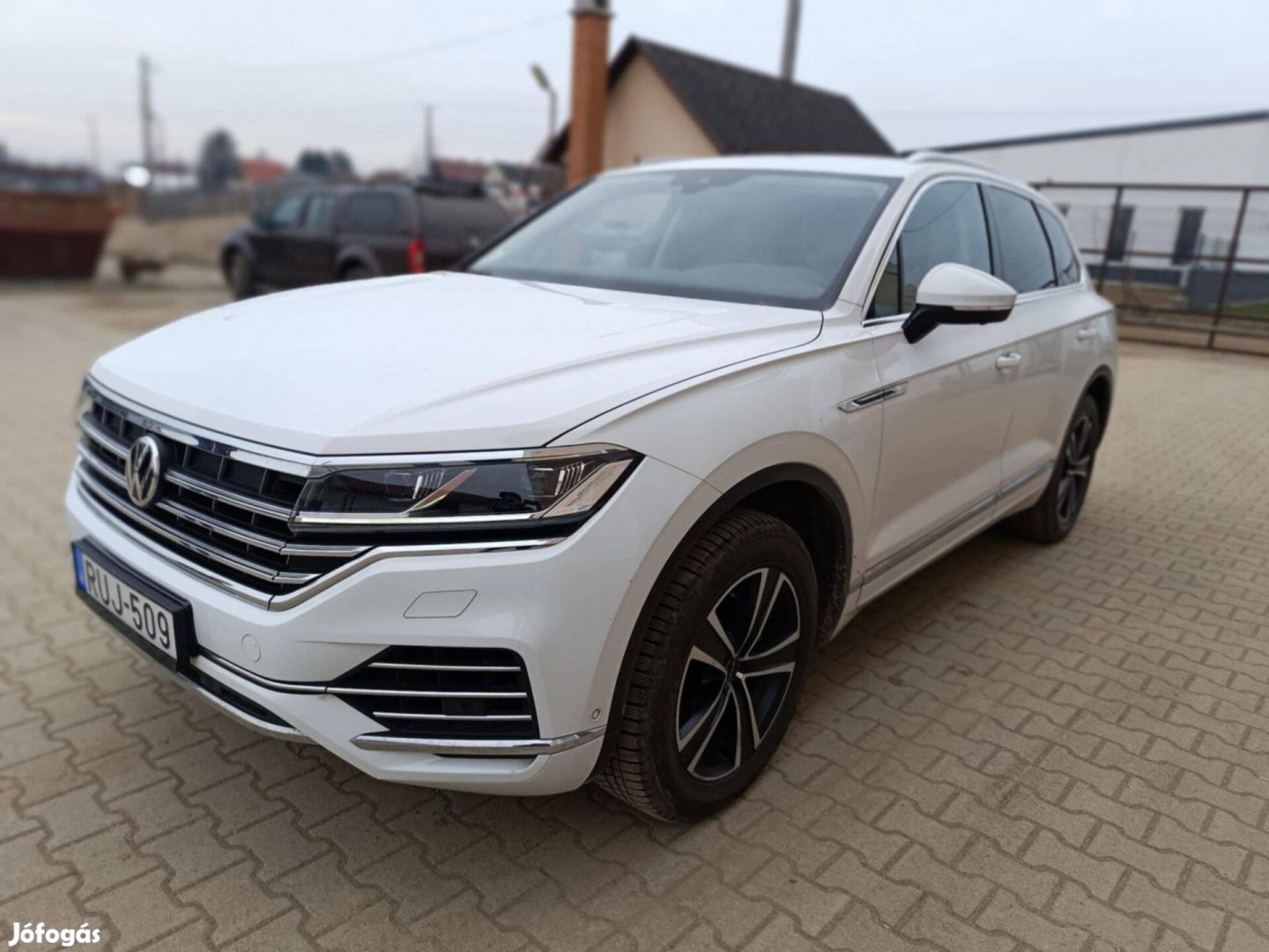 VW Touareg friss műszakival eladó!