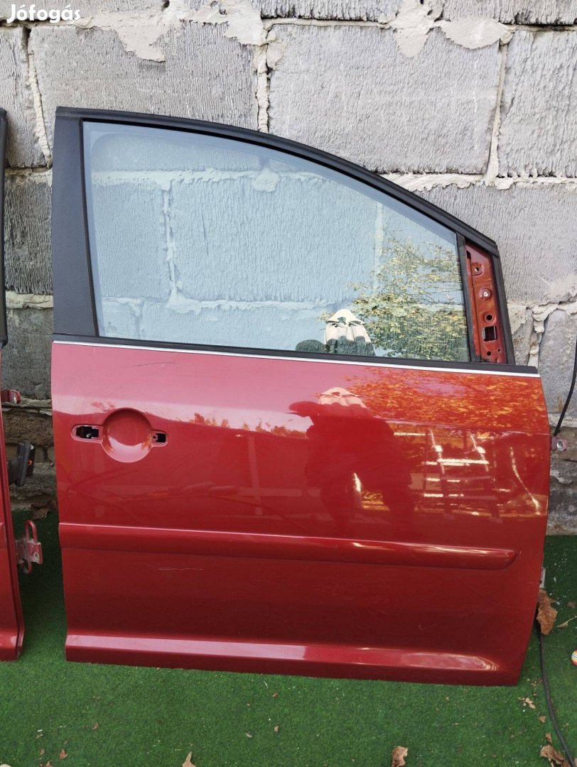 VW Touran 1T jobb első ajtó LA3W
