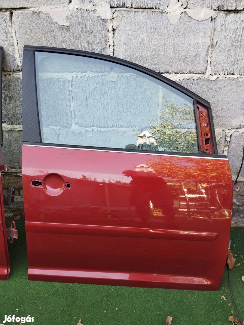 VW Touran 1T jobb első ajtó LA3W