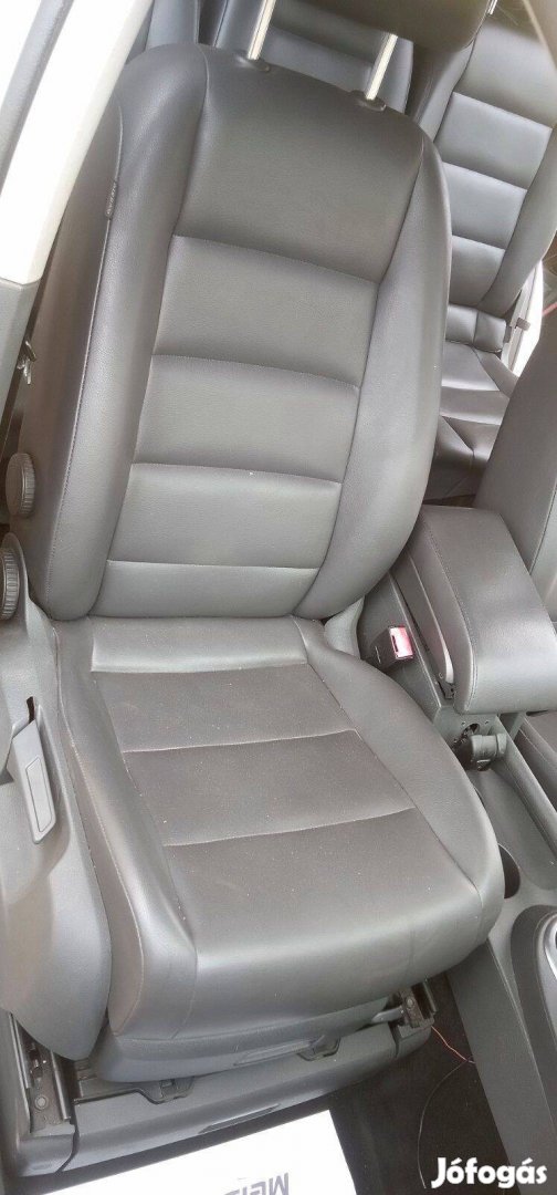 VW Touran 7 személyes bőr ülés garnitúra eladó