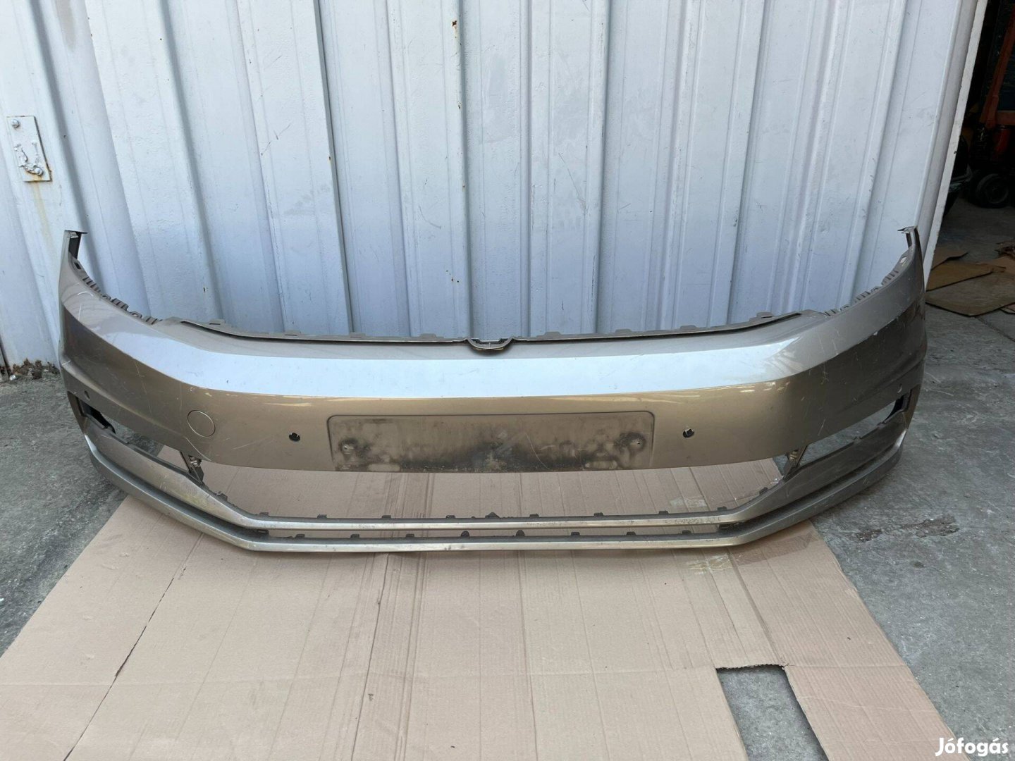 VW Touran II (5TA) első lökhárító 5ta807221al