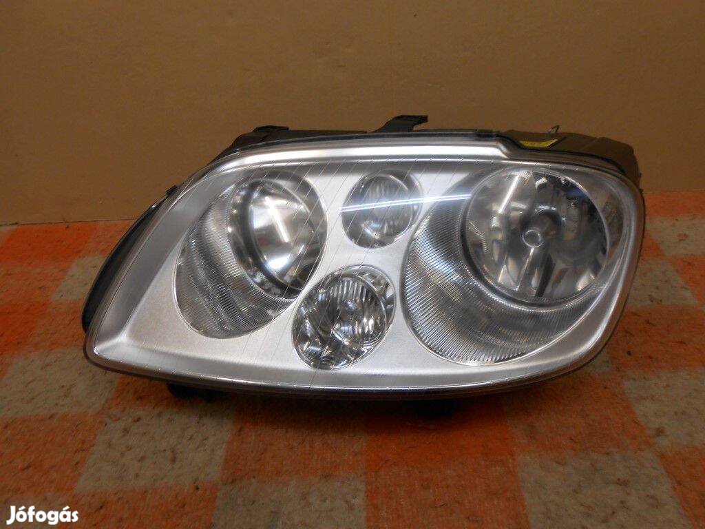 VW Touran (2003-2006) Bal fényszóró 1T0941005F