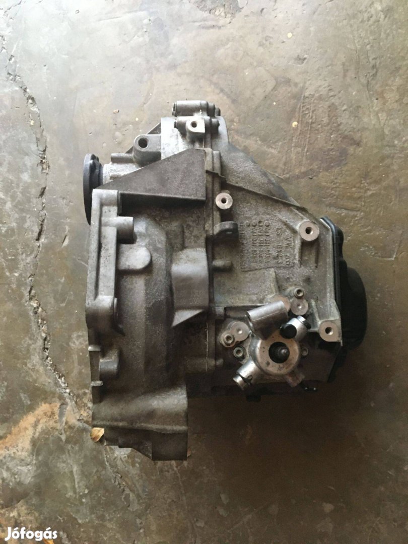 VW Touran, Caddy 1.6 8V benzin váltó