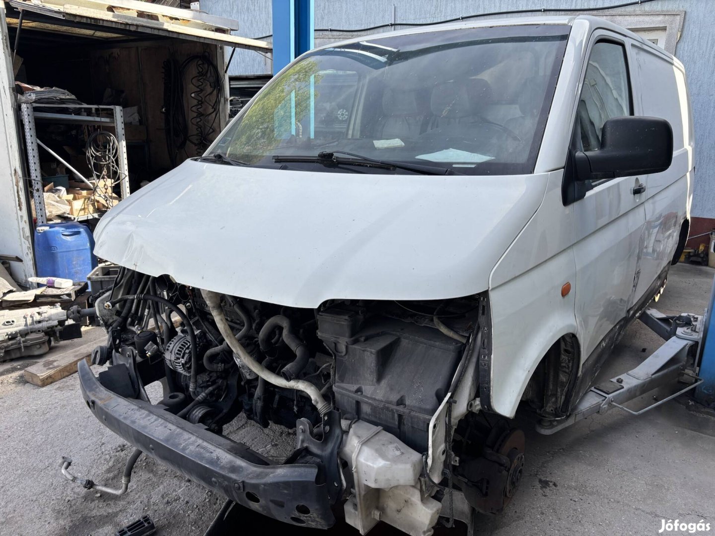VW Transporter T5 alkatrészek eladó