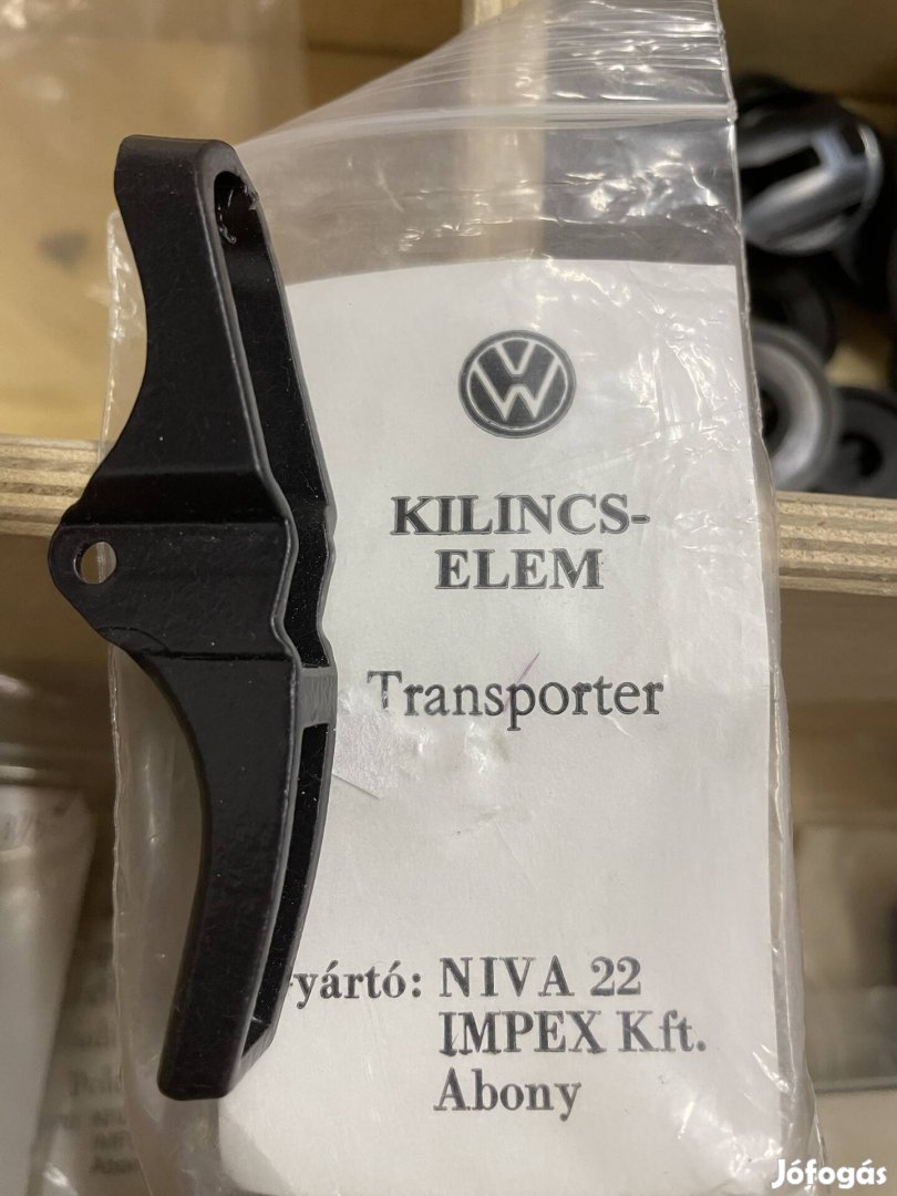 VW Transporter kilincs elem új