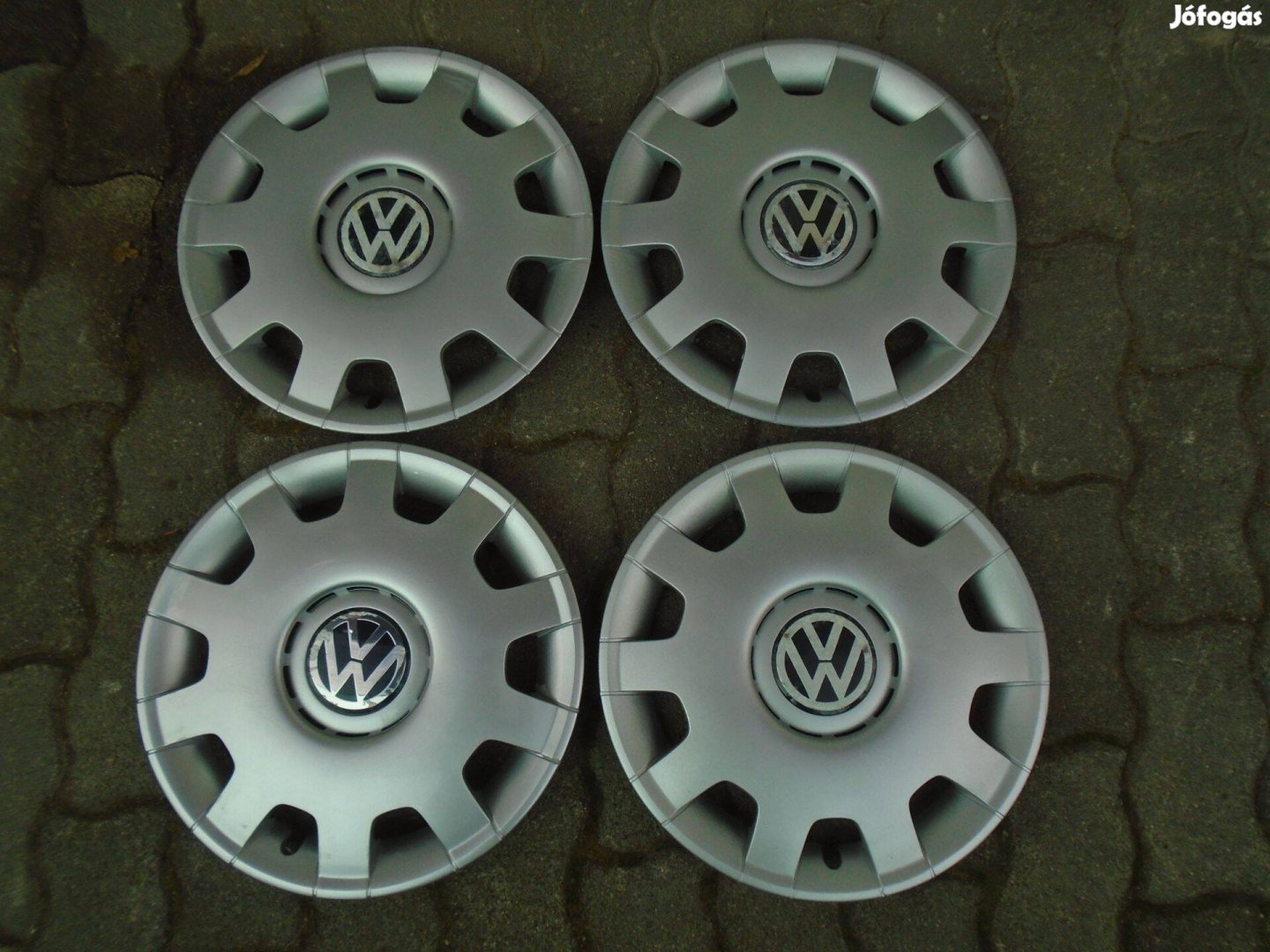 VW Volkswagen 14" gyári dísztárcsa garnitúra eladó