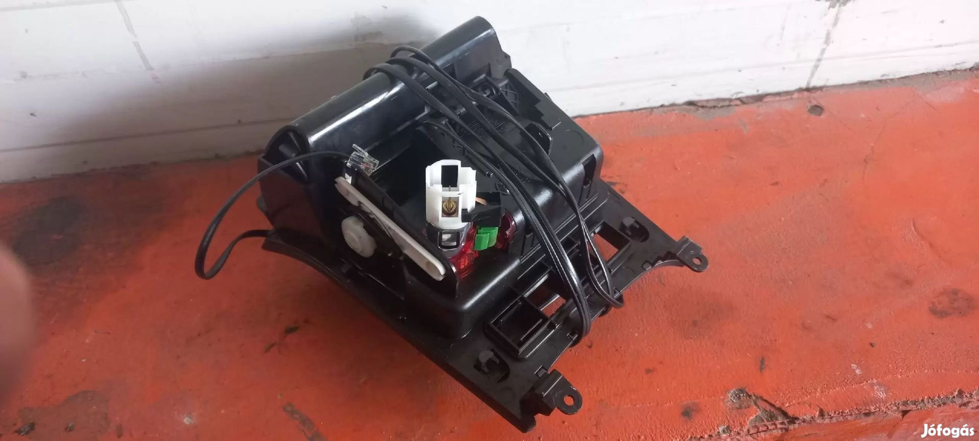 VW Volkswagen Golf 5 03- Hamutartó hamutál hamutálca 2584