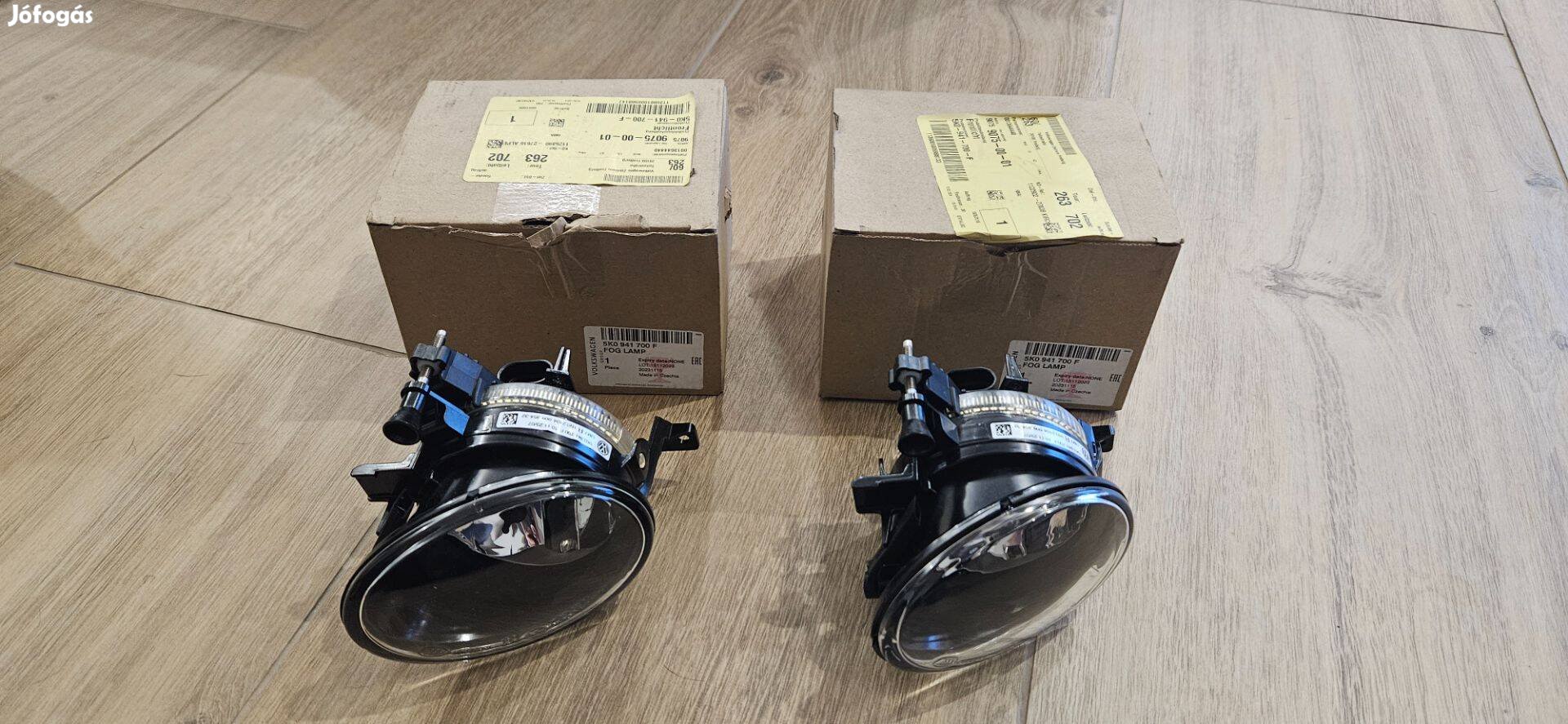 VW Volkswagen Golf Caddy Touran Jetta Scirocco jobb első