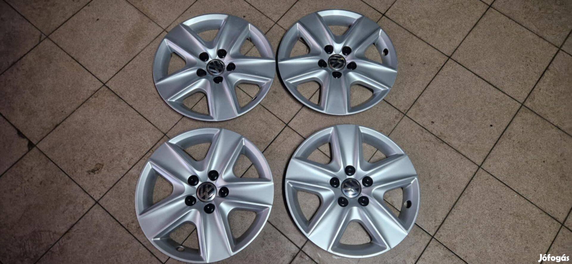 VW Volkswagen Golf MK6 VI gyári dísztárcsa 16" 5K0601147G