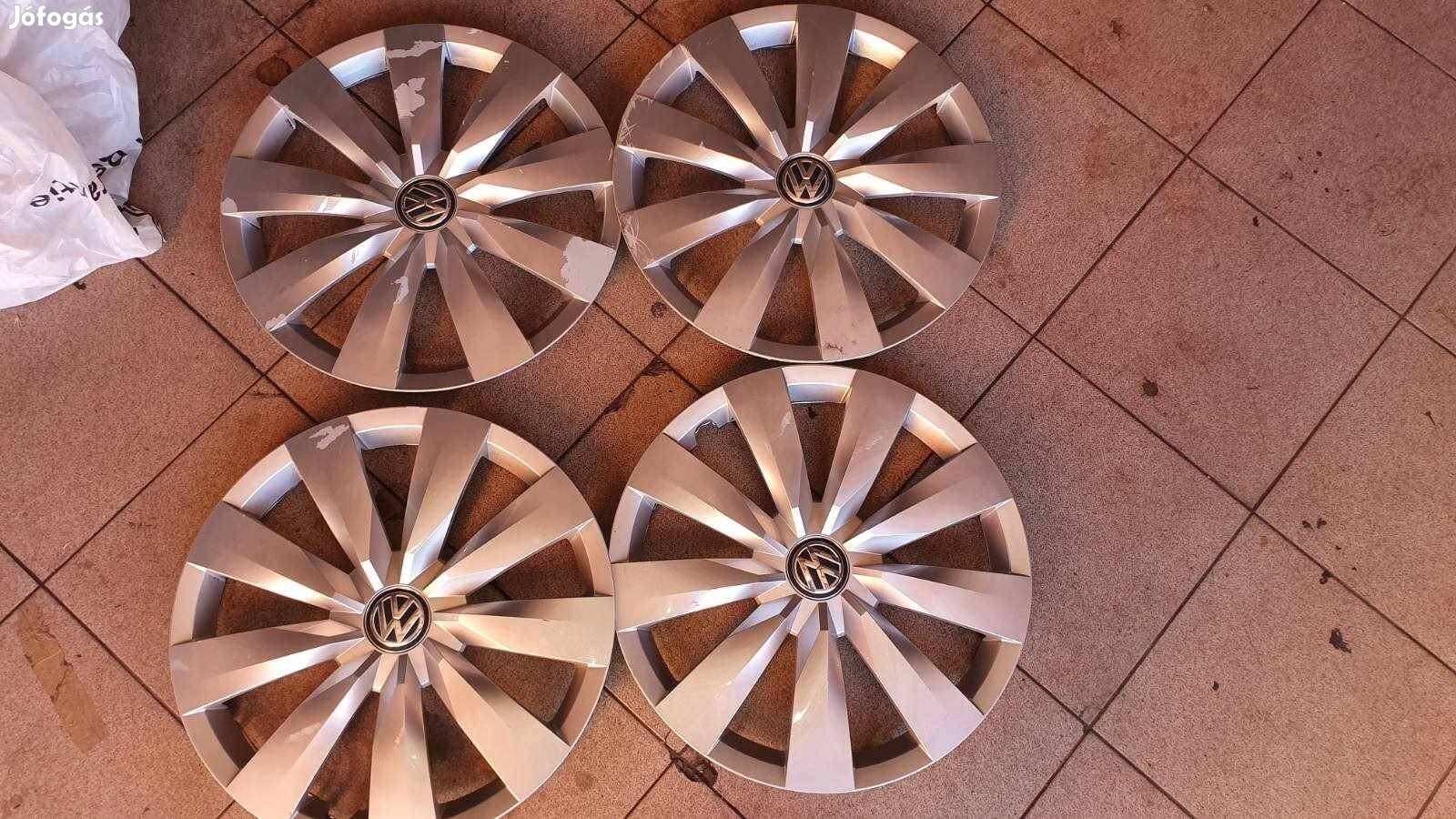 VW Volkswagen Golf, Passat, Caddy, Polo, Sharan Dísztárcsa 16"