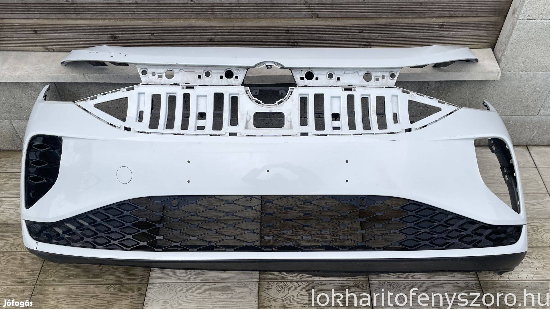 VW Volkswagen ID.4 első lökhárító 11A807221