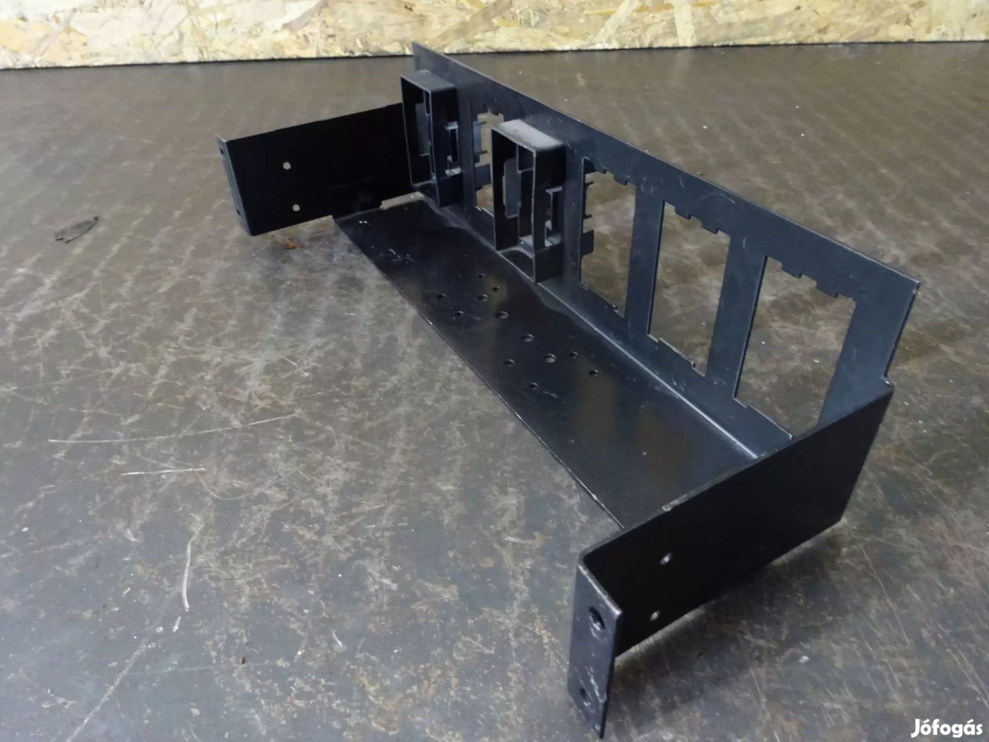 VW Volkswagen LT 96-06 vezető ülés alatti fém tartó konzol