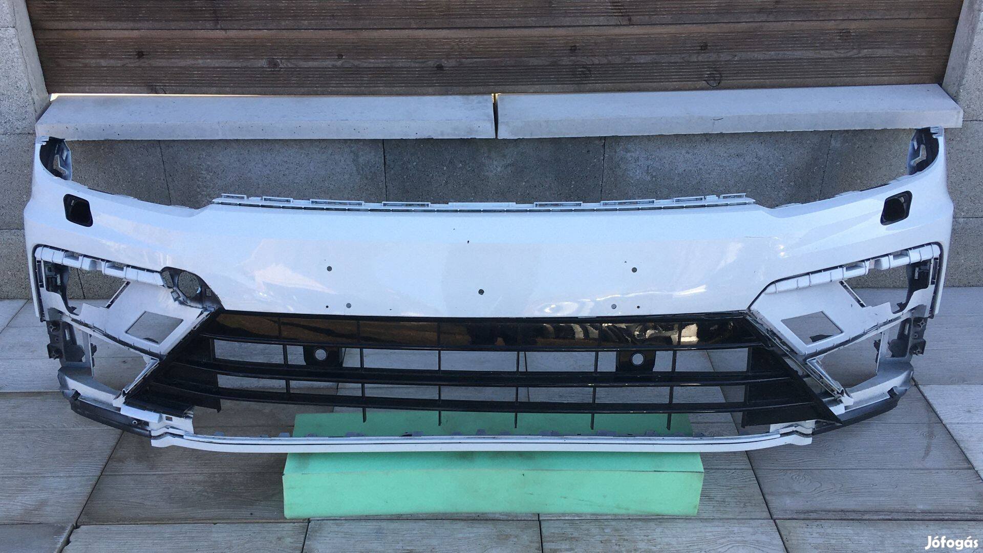 VW Volkswagen Tiguan 2 II R-line első lökhárító 5NA807221B